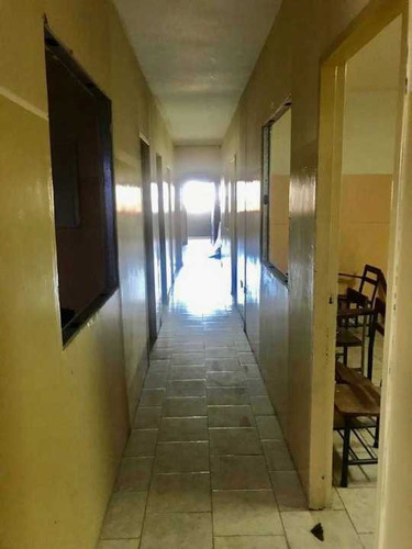 Imagen 9 de 13 de Edificio De 3 Pisos En El Centro De Maracay
