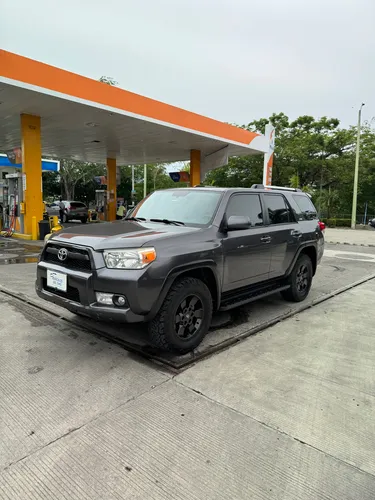 Toyota 4Runner 4.0 Sr5