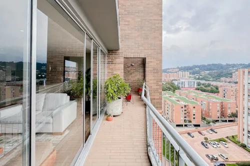 Apartamento En Arriendo En Portales Del Norte. Cod A7308