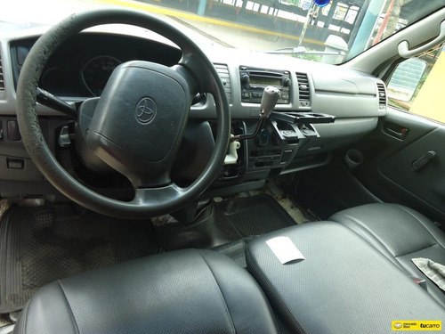 Toyota Van 2007