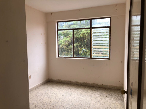 Edificio En Venta En Comitan Con Local Comercial Y Departamentos