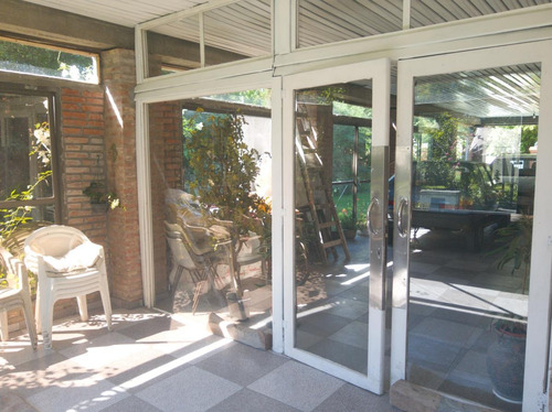 Imagen 11 de 23 de Casa Quinta En Venta, Schweitzer 540, Barrio El Cazador
