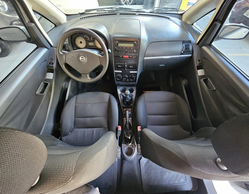 Fiat Idea 1.4 MPI ELX 8V FLEX 4P MANUAL