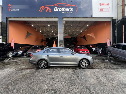 Volkswagen Jetta 2.0 TSI HIGHLINE 211CV GASOLINA 4P TIPTRONIC
