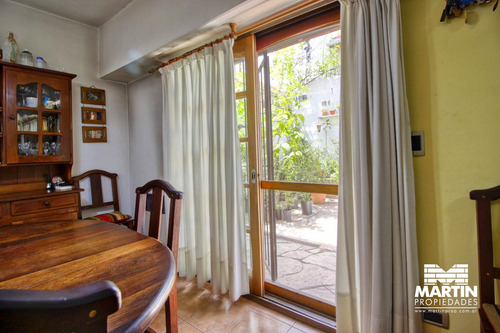 Casa Dúplex 4 Amb Escritorio Y Patio En Olivos