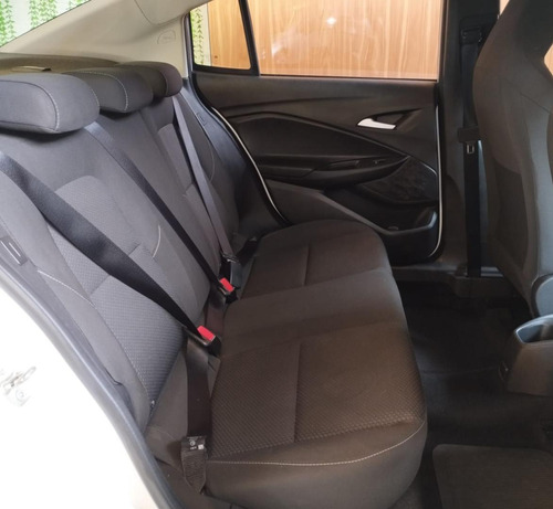 Chevrolet Onix Sedan Plus Lt 1.0 12v Manual