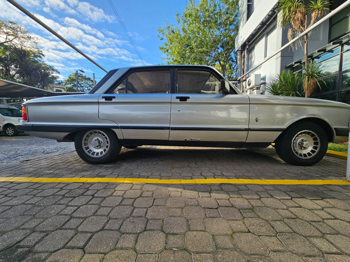 Ford Falcon 3.6 Ghia Full 4Ct