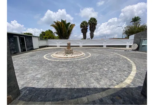 Casa En Venta En La Lagunita