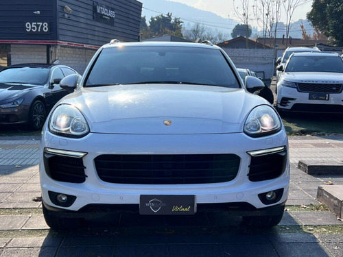 Porsche Cayenne -