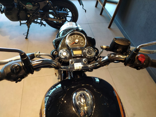 Royal Enfield Classic 350 Halcyon Black