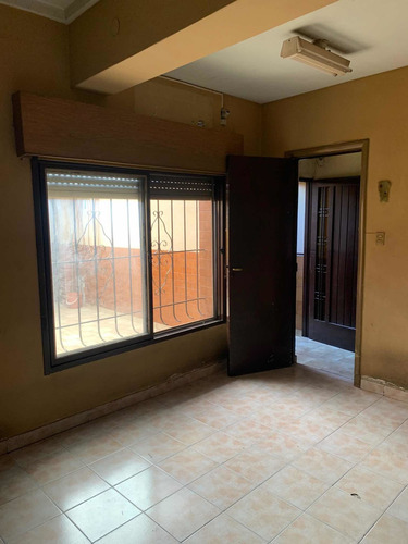 Imagen 3 de 14 de Casa En Venta 6 Ambientes Ideal 2 Familias Villa Lugano Caba