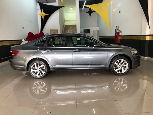 Imagem 4 de 13 de Volkswagen Jetta 1.4 Turbo 2018/2019