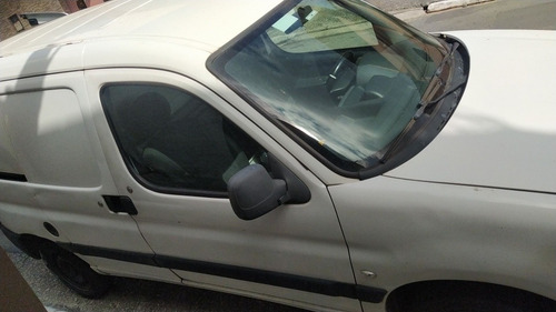 Imagem 3 de 4 de Peugeot Partner 2013 1.6 5l Flex 4p