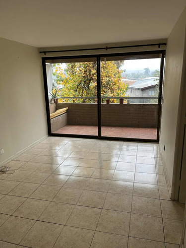 Departamento En Condominio Raúl Labbe