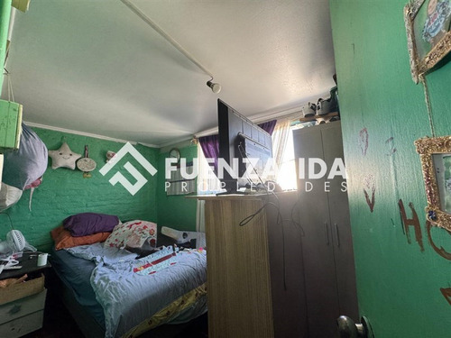 Casa En Venta De 2 Dorm. En Puente Alto