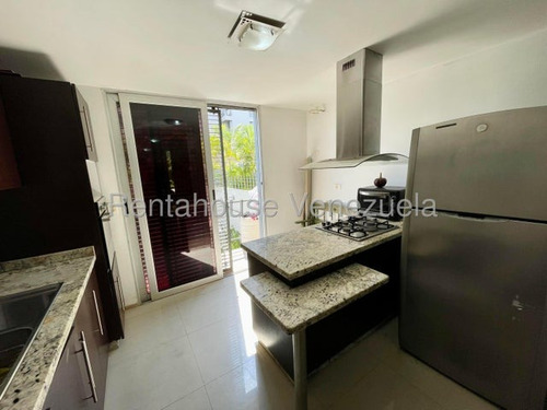 *al/¡descubre Tu Nuevo Hogar En El Este De Barquisimeto! Casa 3 Niv En Venta Colinas Del Viento Barquisimeto Lara, Venezuela/arnaldo López/ # 25-20497/96.5 M²