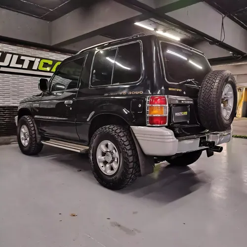 Mitsubishi Montero Dakar