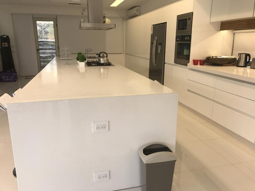 Imagen 13 de 30 de Casa En Venta En City Bell Barrio Cerrado Lomas De City Bell Dacal Bienes Raices