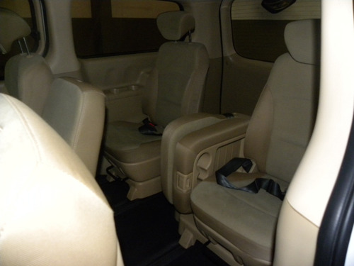 Imagen 12 de 15 de Hyundai H1 2.5 Premium 1 170cv