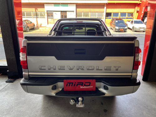 Chevrolet S-10 2.4 MPFI ADVANTAGE 4X2 CS 8V FLEX 2P MANUAL