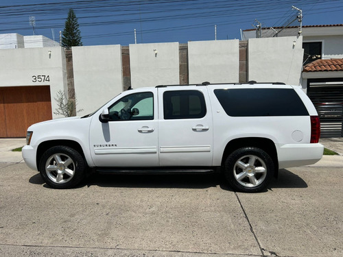 Chevrolet Suburban 5.3 Lt V8 . Piel 2da/ Banca At