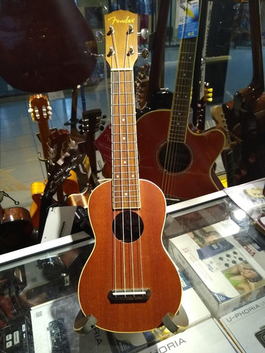 Ukelele Soprano Fender U'uku 095-5645-021