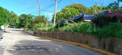 Se Venden Dos Terrenos Con Superficie De 845 Mts2