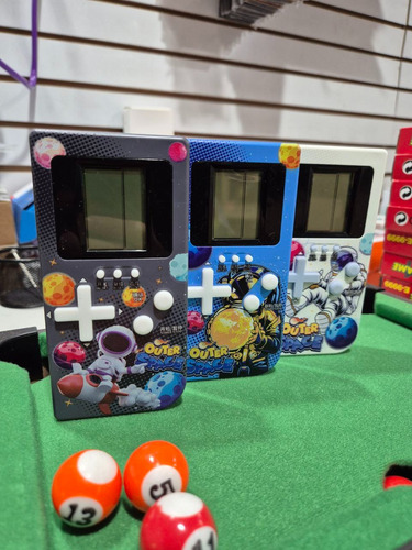 Consola De Bolsillo Retro Tetris 9999 En 1 Diseño Astronauta