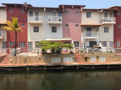 Venta Tonw Houses Villas Martinique Lecheria Anzoategui