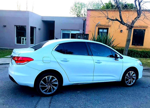 Imagen 4 de 10 de Citroen C4 Lounge 1.6 Thp At6 Tendance 2015 78.000km T/usado