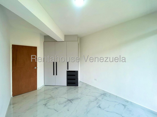 Dalisa Bigott P - Alquila Moderno Apartamento Con Piscina Y Planta Eléctrica En Terrazas Del Parque Loft (triángulo Del Este, Av. Venezuela) - 3h/2b #25-24876