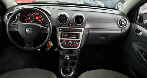 Imagem 3 de 10 de Volkswagen Voyage 1.6 Mi Trend 8v Flex 4p Manual