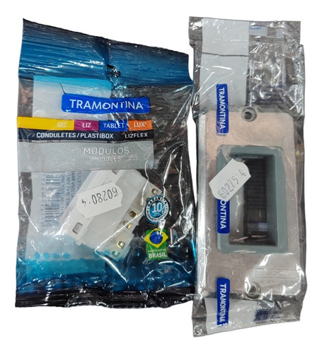 Tomada Com Espelho Para Condulete 3/4 Tramontina 10a 2p+t