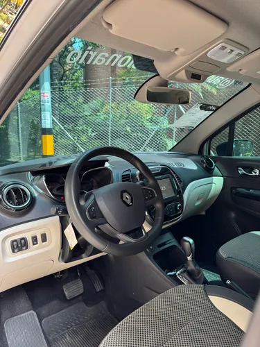 Renault Captur 2.0 Intens Automática