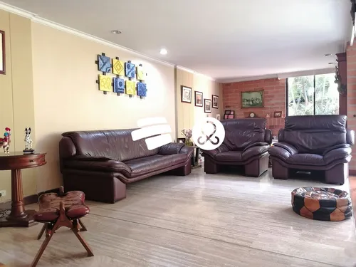 Venta Casa Unifamiliar 270m2, Poblado