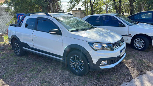 Imagen 2 de 24 de Volkswagen Saveiro 2022 1.6 Cross Gp Cd 101cv