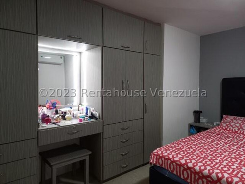 Apartamento En Venta Guarenas La Vaquera Fn