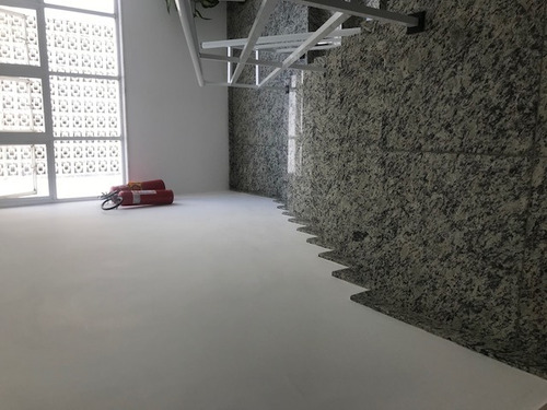 Imagem 10 de 14 de Apartamento 3/4, Terceiro Andar, Escada, Conservado