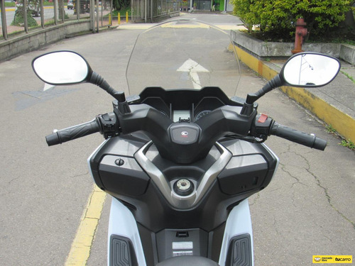 Kymco X-town 300