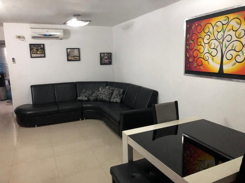 Imagen 2 de 13 de Mary Castro Vende Townhouse De Dos Niveles En Manantial Dorado | San Diego | Carabobo | Plth-lc1
