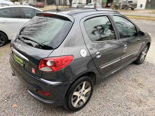 Peugeot 207 1.4 Quiksilver 75cv