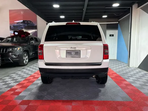 Jeep Patriot Sport 4x2 Cvt