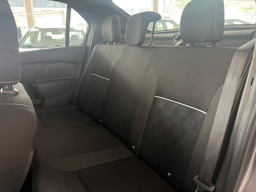 Renault Logan 1.0 Zen 12v 4p
