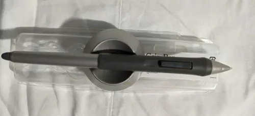 Caneta Wacom Cintiq Kp501e Grip Pen | MercadoLivre
