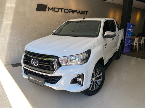 Toyota Hilux 2.7 Srv Cab. Dupla 4x2 Flex Aut. 4p