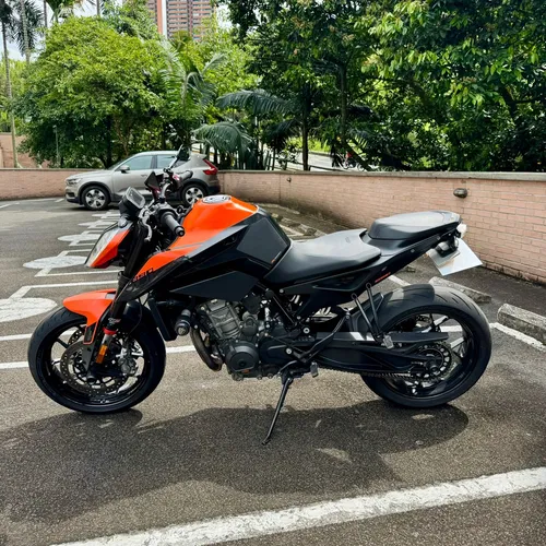 Ktm Duke 890