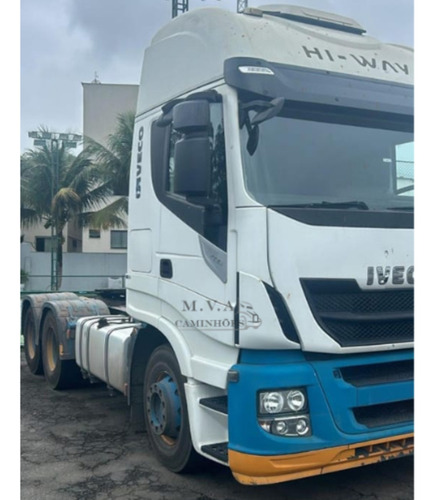 Iveco Stralis 440 6x2 T Ano 2020/2021.