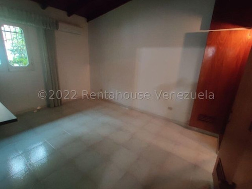 Imagen 5 de 11 de Anexo En Alquiler Urb. Cerro Verde # 23-10057