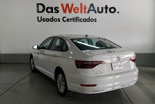 Imagen 8 de 12 de Volkswagen Jetta Comfortline At