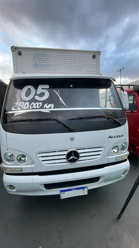 Accelo 715c 2005 Com Ou Sem Baú